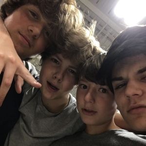 Meet your Posher, Dominic